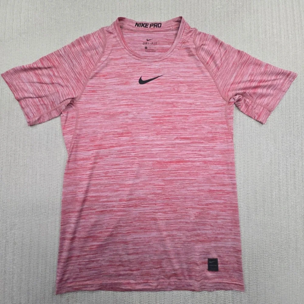 Nike Pro Training Shirt Mens Medium Red Pink Dri-FIT Short Sleeve Athletic Top